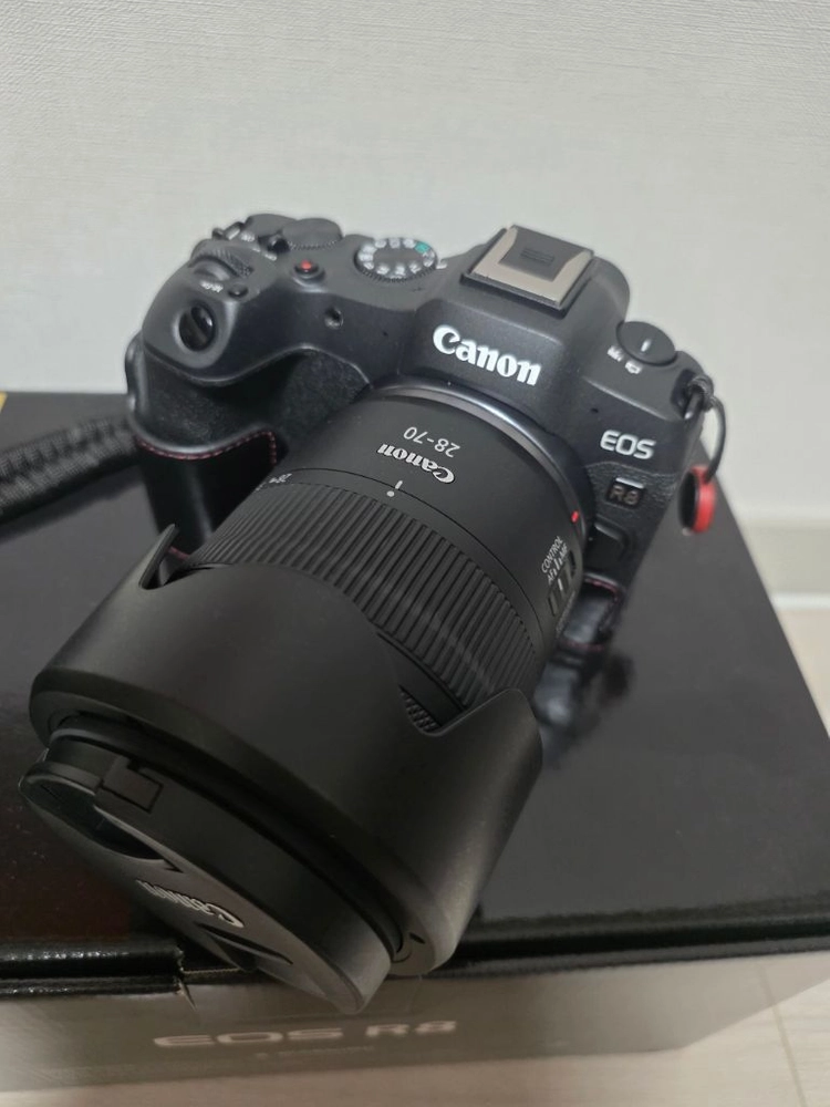 캐논 r8 + rf2870 f2.8 조합 이미지