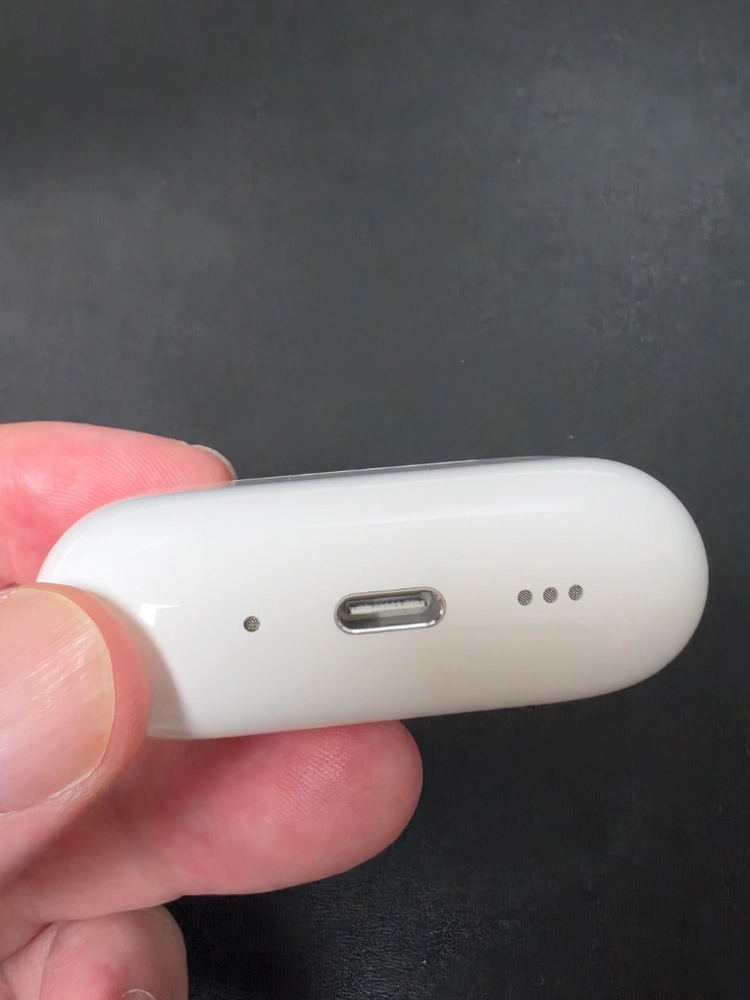 애플 에어팟 프로3 usb-c 신품급 + 케이스2종 이미지