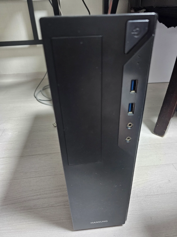 한성컴퓨터 2400g 본체 이미지