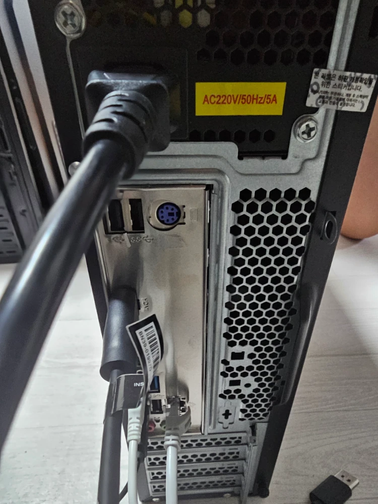 한성컴퓨터 2400g 본체 이미지
