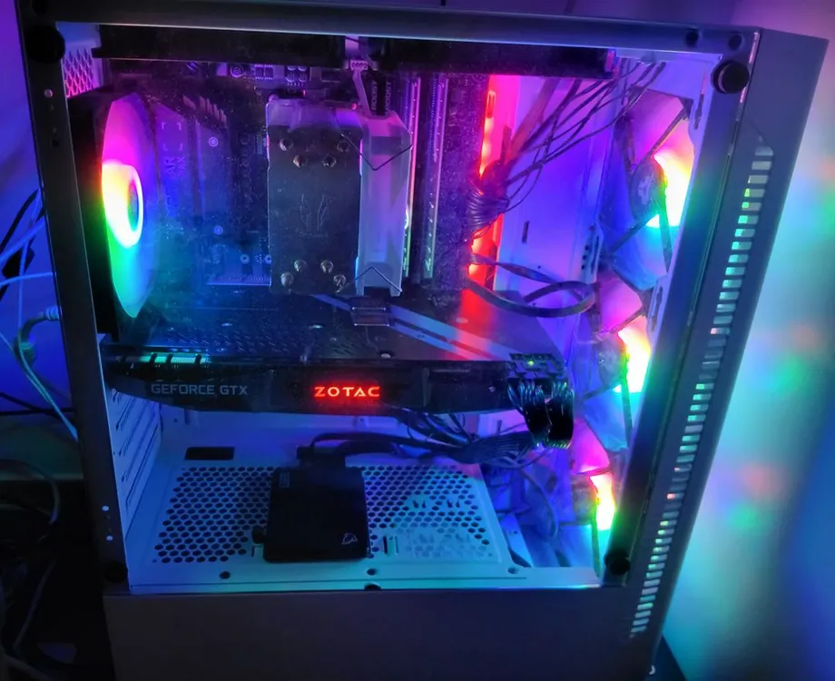 GTX1080Ti , 라이젠 3300X 게이밍 고사양 컴퓨터 본체 판매 - 안심되는 중고거래