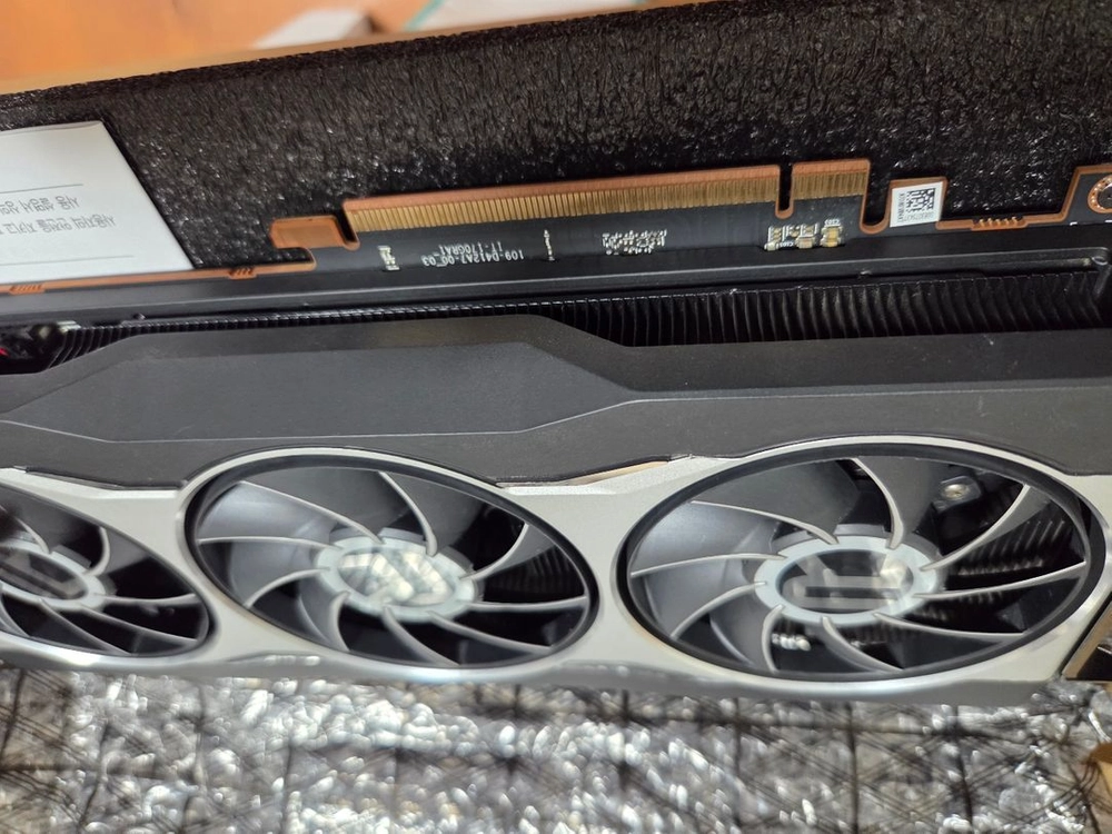 RX 6800 그래픽카드 이미지