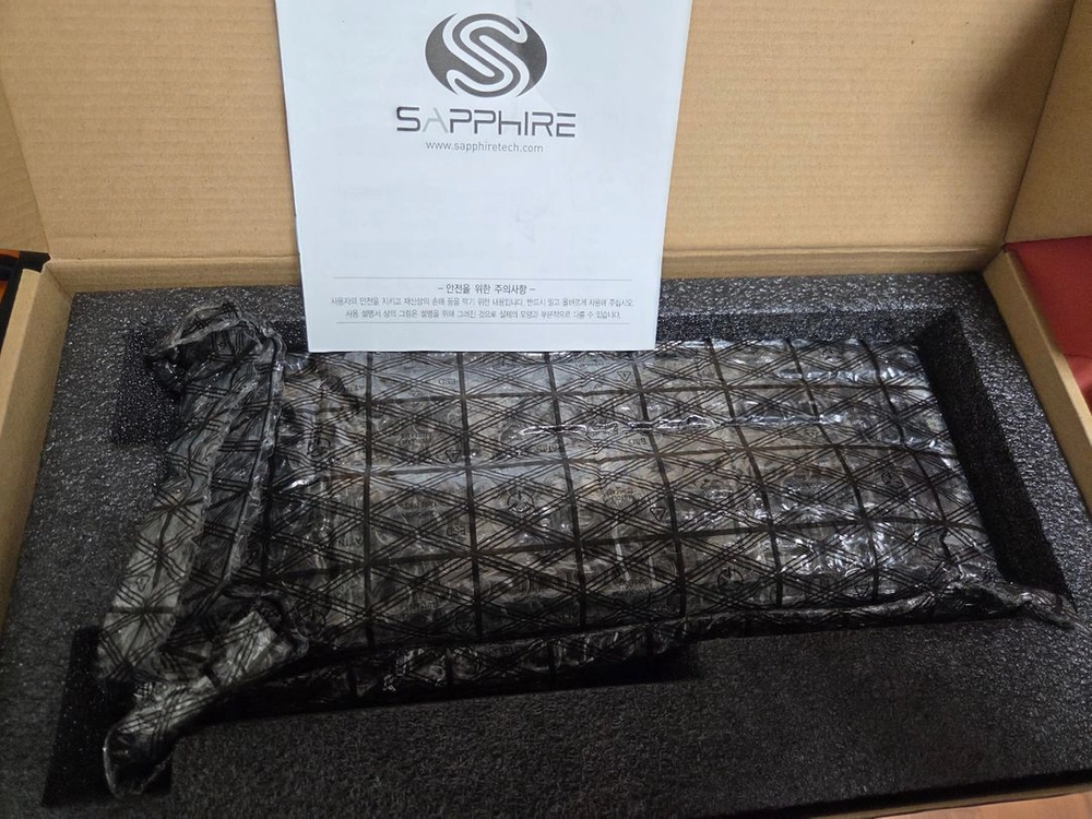 RX 6800 그래픽카드 이미지
