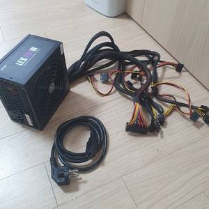 ZALMAN 잘만 700W 파워서플라이 ATX PC파워 ATX 컴퓨터 그래픽 게이밍 파워 이미지