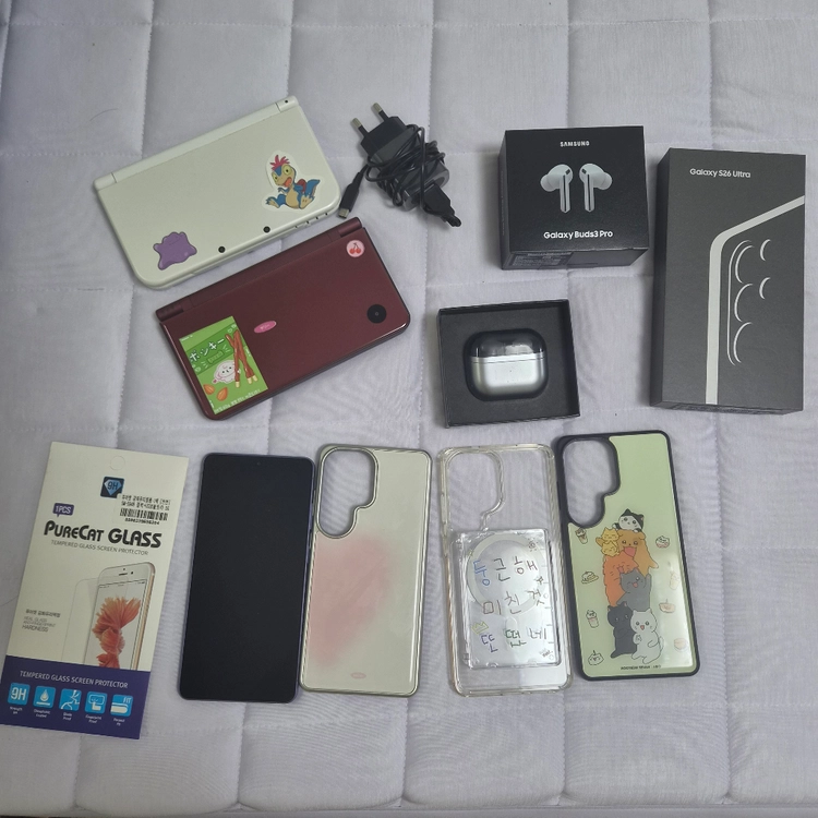 갤럭시s26울트라 바이올렛 512 + 버즈3 프로 + 닌텐도 dsi ll + 닌텐도 new 3ds xl 팔아요 이미지