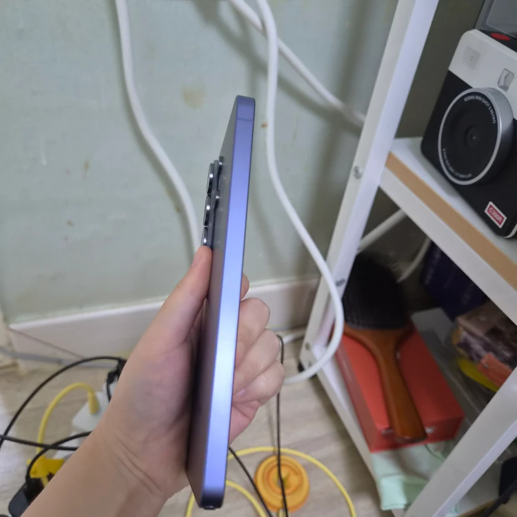 갤럭시s26울트라 바이올렛 512 + 버즈3 프로 + 닌텐도 dsi ll + 닌텐도 new 3ds xl 팔아요 이미지