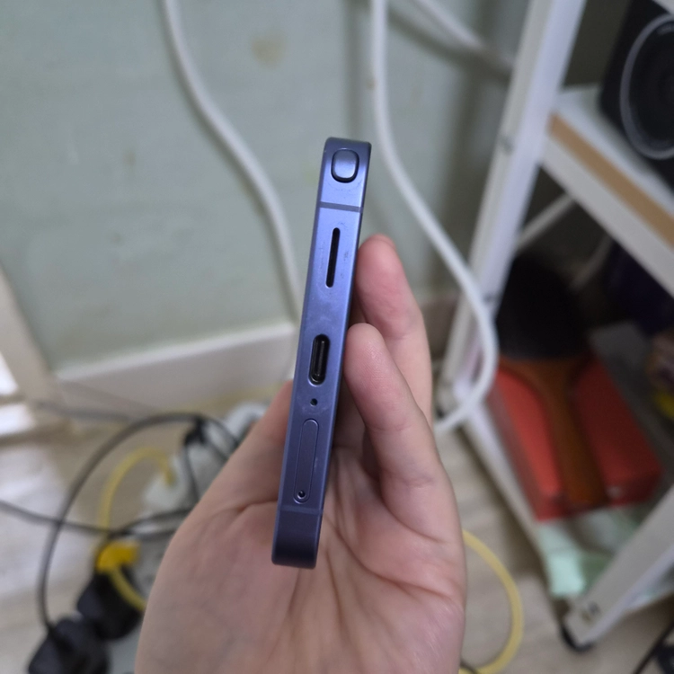 갤럭시s26울트라 바이올렛 512 + 버즈3 프로 + 닌텐도 dsi ll + 닌텐도 new 3ds xl 팔아요 이미지