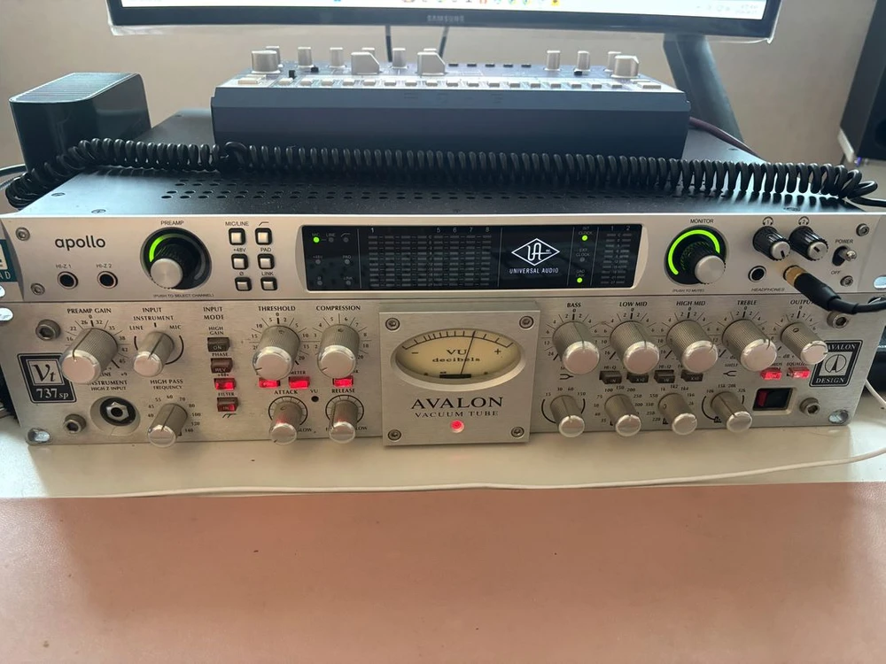 아발론 Avalon VT-737sp 진공관 채널스트립 프리앰프 - 안심되는 중고거래