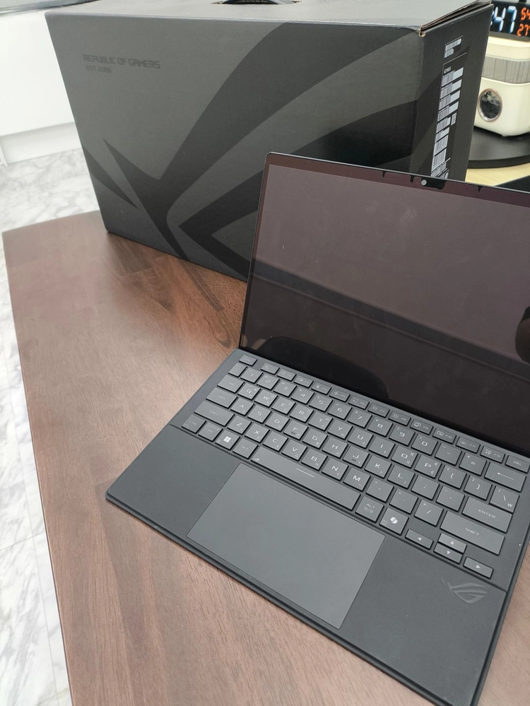 게이밍노트북 ASUS ROG FLOW Z13 (2025) AI395 64G 2TB 이미지