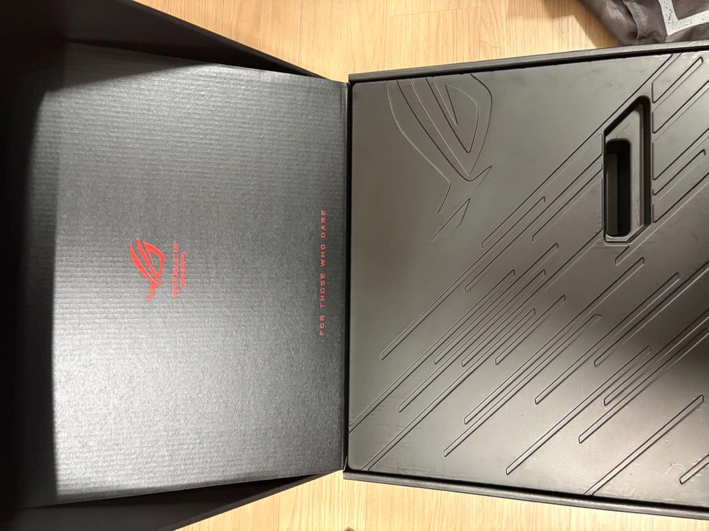 ASUS ROG MAXIMUS Z790 APEX ENCORE 팝니다 이미지
