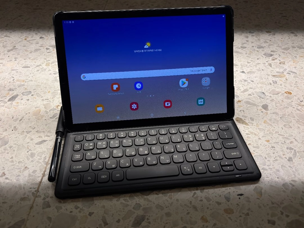 갤럭시탭S4(T830) Wi-Fi 256GB(파손, 키보드+펜) 이미지