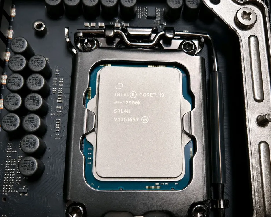 i9-12900k + Z690 Maximus Hero 반본체 인텔 ddr5 게이밍 하이엔드 PC 이미지