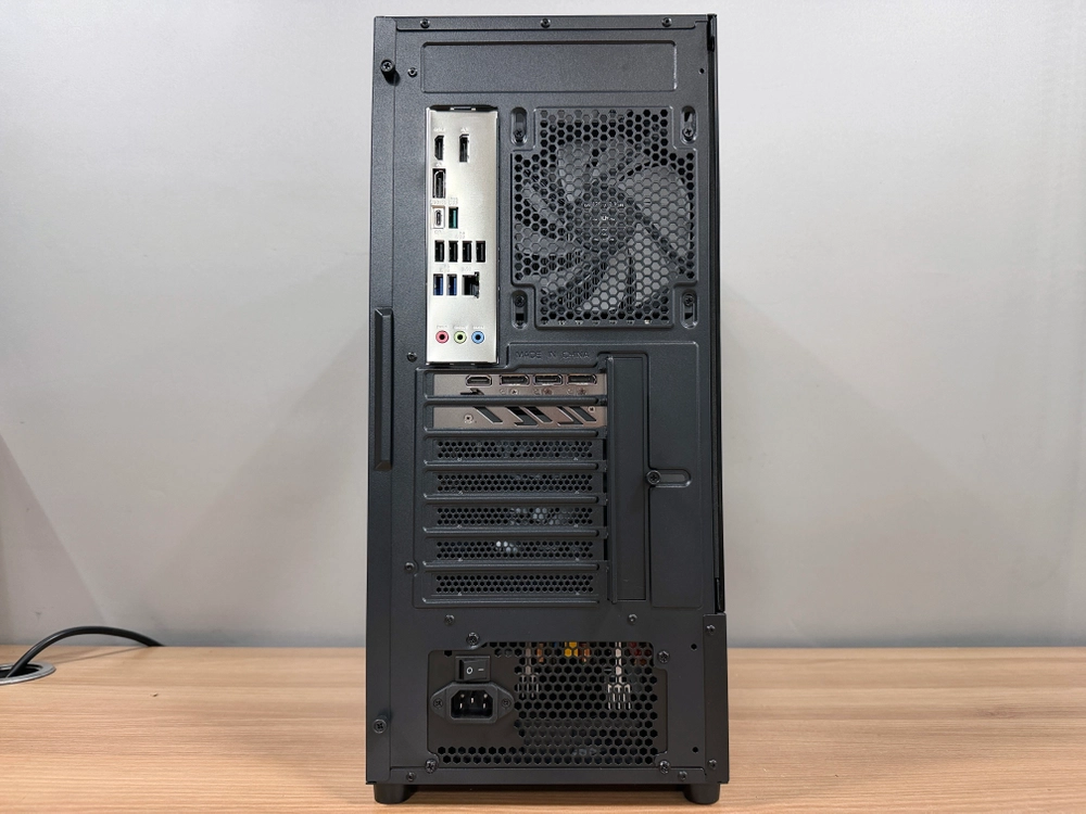 울트라5-225F/RTX 5060 Ti/램16G/SSD 500GB/게임용PC 이미지