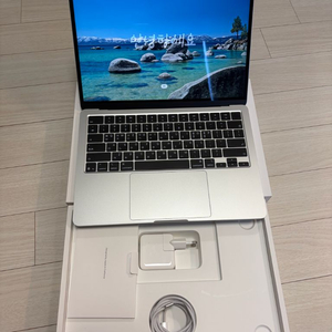 S급 ) 맥북 에어 M4 13인치 16gb 512ssd 실버 이미지