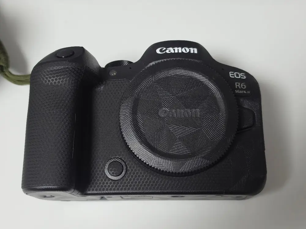 캐논 eos r6m2 r6 mark II 카메라 이미지