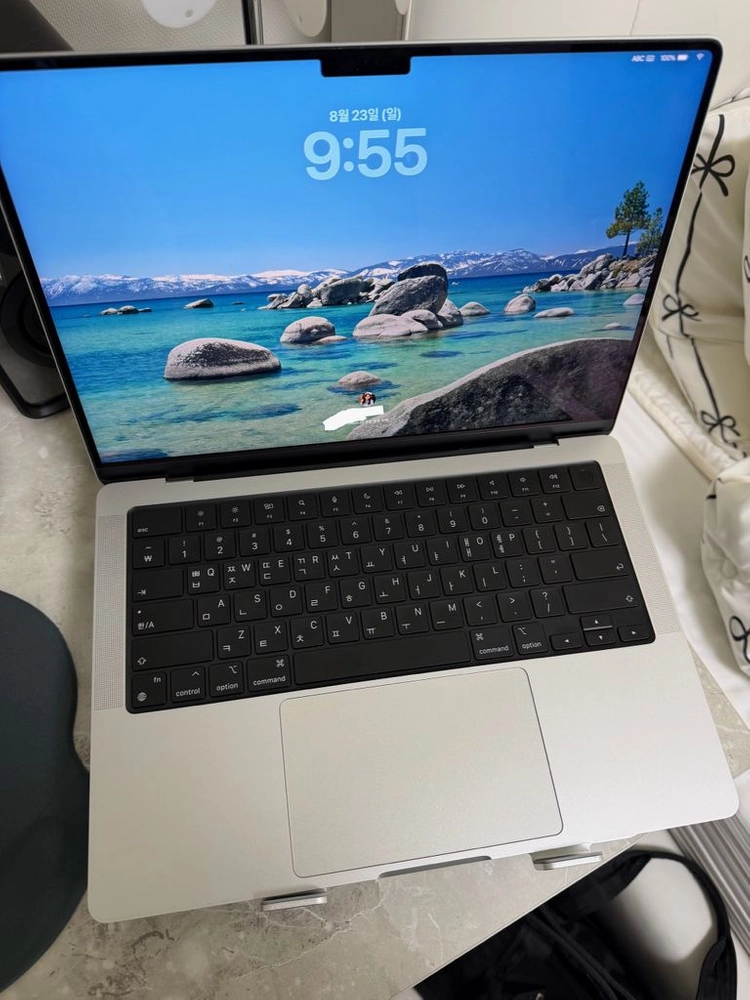 맥북 14인치 M1 Pro 16GB 512GB 이미지