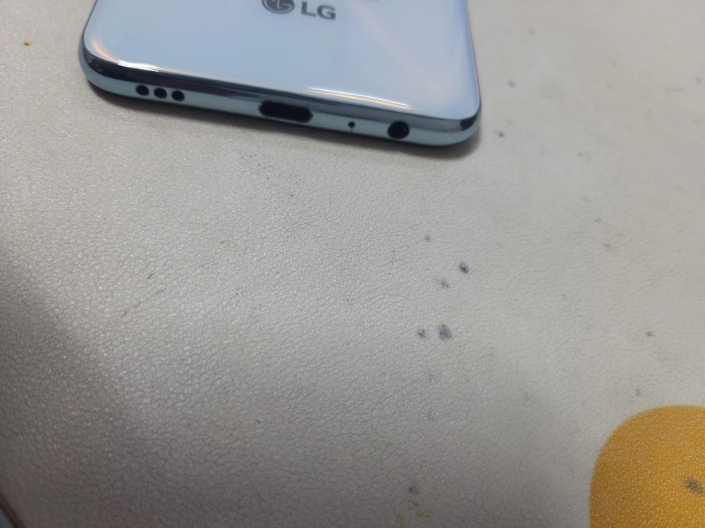 엘지Q61 64G 아주 상태 좋아요 이미지