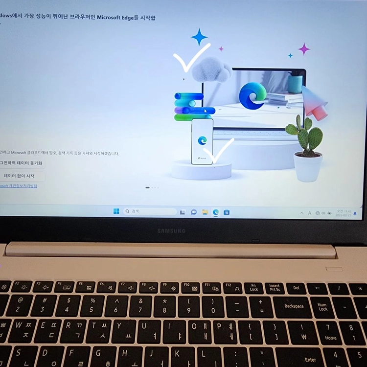 삼성노트북 Plus2 NT550XDZ-AD5AW 이미지