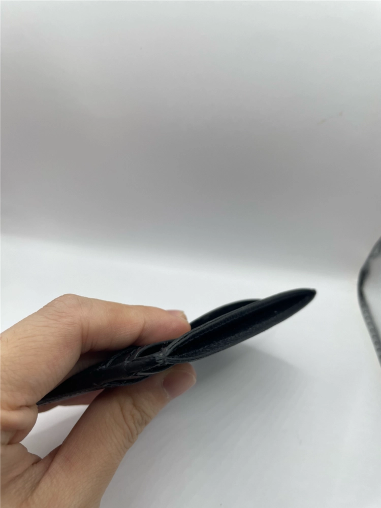 루이비통 모노그램 이클립스 카드지갑 이미지
