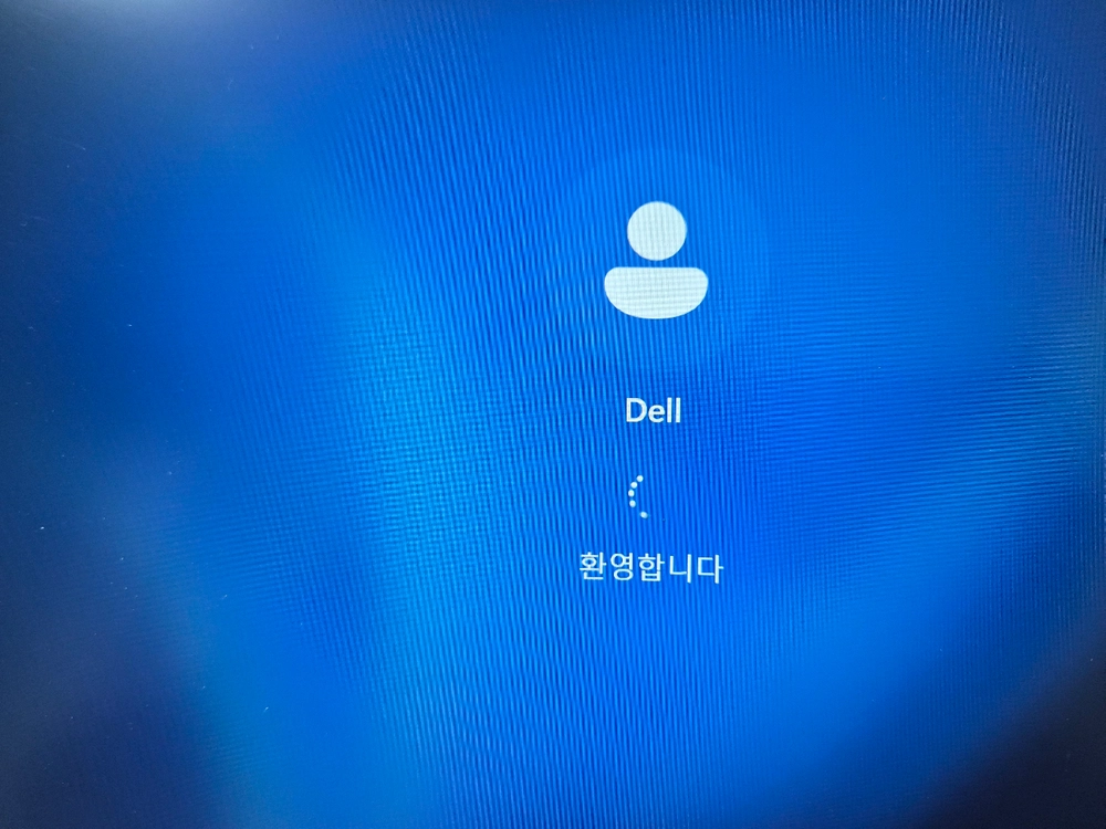 델 프리시전 워크스테이션 노트북 인텔 코어 i9-10885H 이미지
