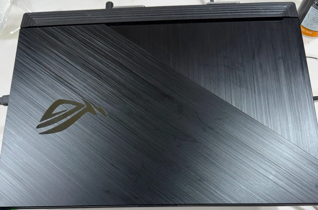 ASUS ROG 게이밍 노트북 GTX 1660 Ti - 안심되는 중고거래