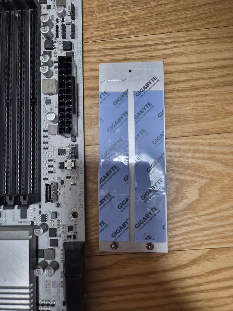 b650m gigabyte aorus elite ice ax 이미지