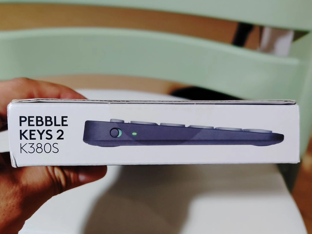 로지텍 무선 블루투스 키보드 k380s 새것 이미지