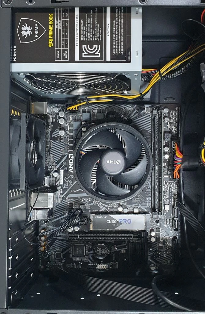새컴퓨터 사무용 딱좋은 라이젠3 3200G 메모리8G SSD256G 이미지