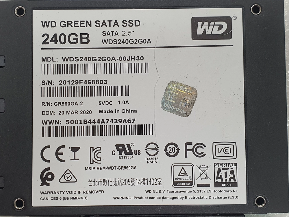 컴퓨터 저장장치 2.5인치 SSD WD 240GB 두종류 이미지