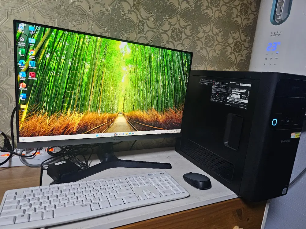 삼성 i7 16g nvme256 + 삼성24인치 모니터 이미지