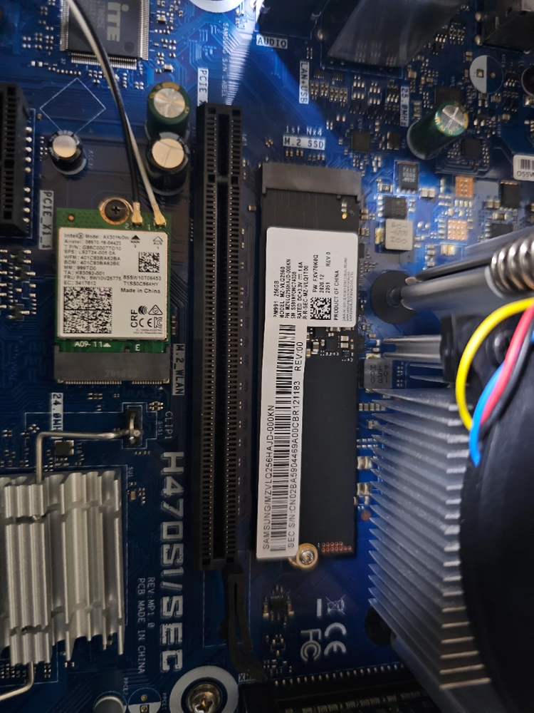 삼성 i7 16g nvme256 + 삼성24인치 모니터 이미지
