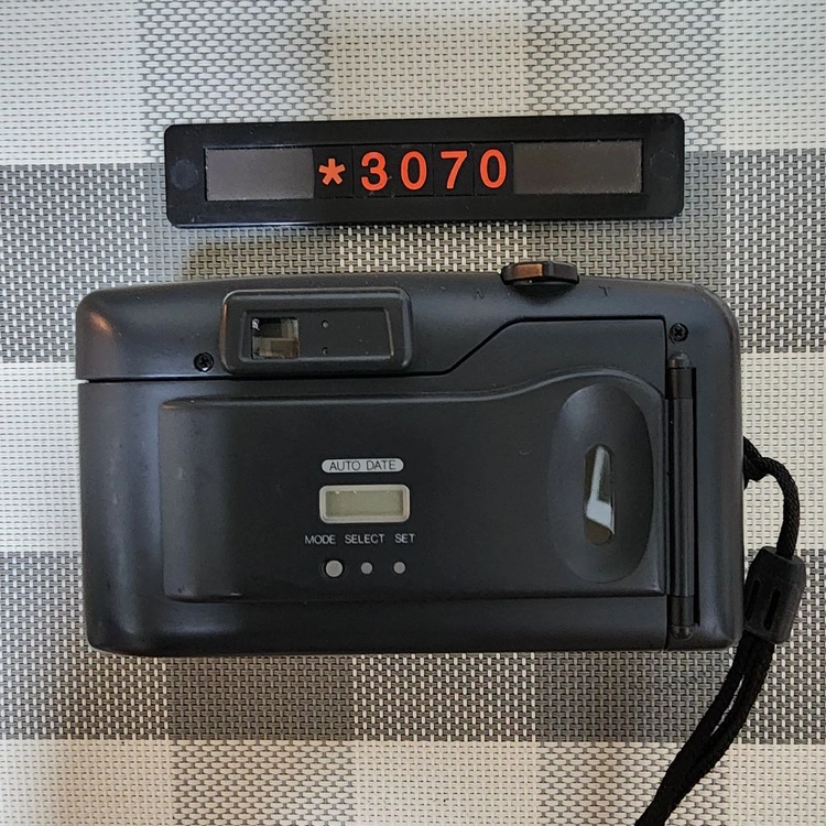 45 카메라 3x 줌 필름카메라 이미지