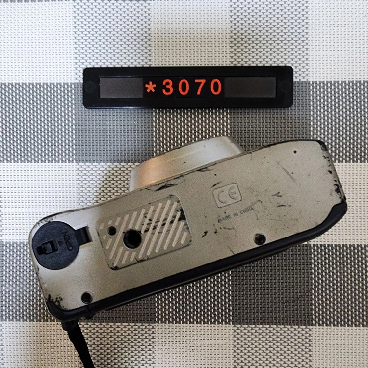 45 카메라 3x 줌 필름카메라 이미지