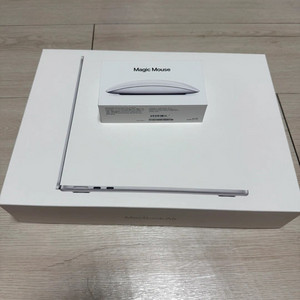 완전 미개봉 맥북에어 13 M4 16GB 512GB 새상품 (매직마우스 포함) 이미지
