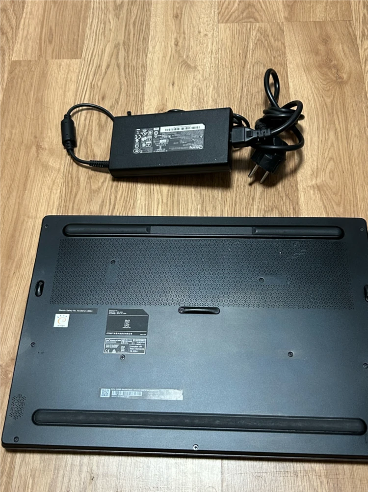 MSI GS65-9cd 15인치 i7-9세대 게이밍 노트북 그래픽 불량 부품용팜(램.ssd탈거) 이미지