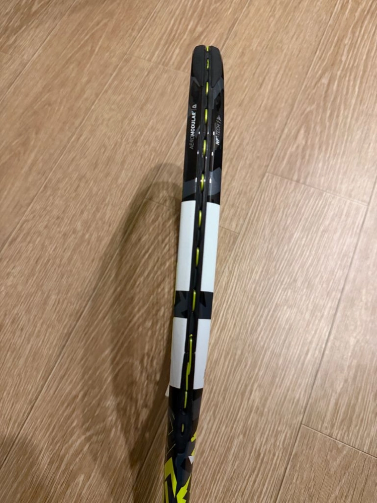 바볼랏 퓨어에어로 테니스 라켓 300g (커버 포함) 판매 이미지