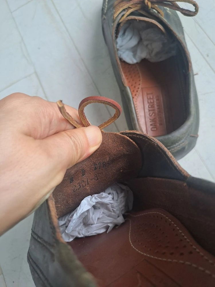 OAK STREET BOOTMAKERS에서 제작한 보트슈즈예요 이미지
