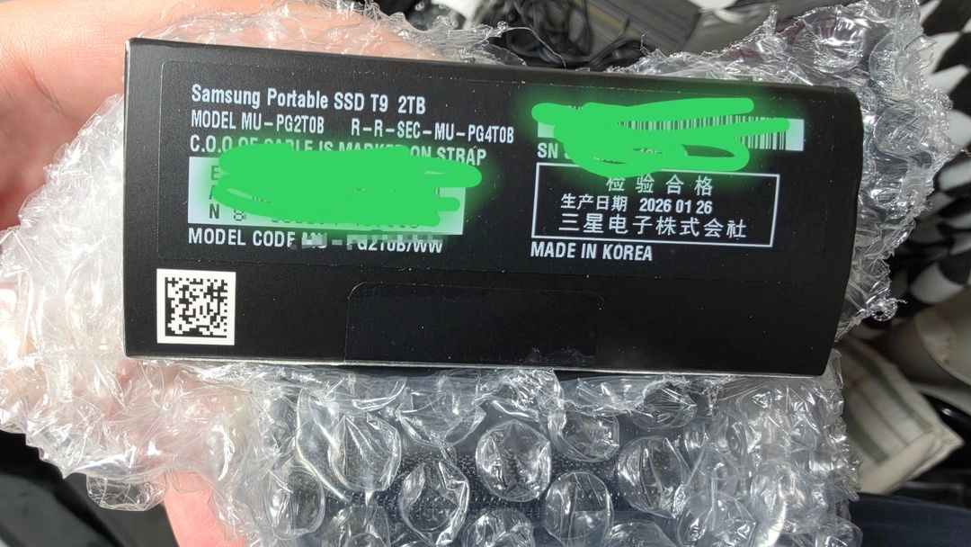 미개봉 삼성 포터블 SSD T9 2TB 외장하드 판매해요 이미지