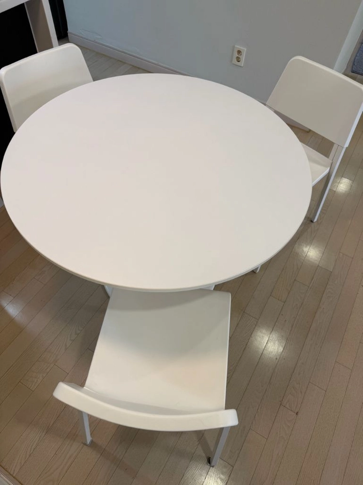 이케아 독스타 원형테이블 / 이케아 의자 이미지