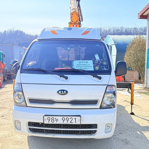 동해 950L 고소작업차. 바가지차 이미지