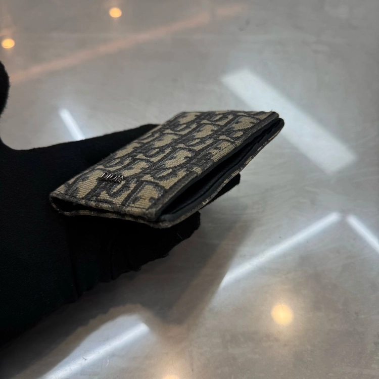 디올 오블리크 오거나이저 카드지갑 이미지