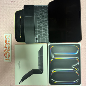 Apple iPad Pro 13 M5 256GB 셀룰러 + 매직키보드 + 애플펜슬 이미지