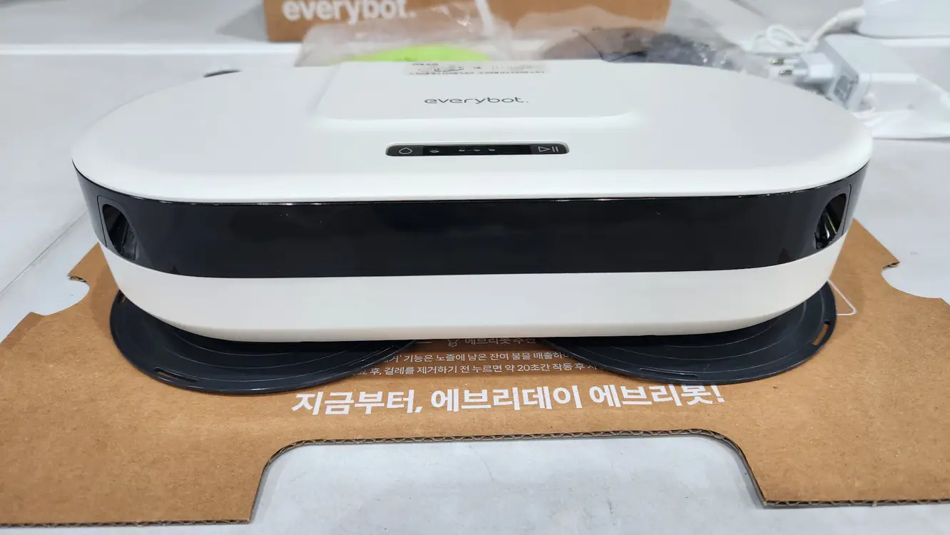 에브리봇 물걸레 로봇청소기 엣지2 RS350 싸게 정리합니다 이미지
