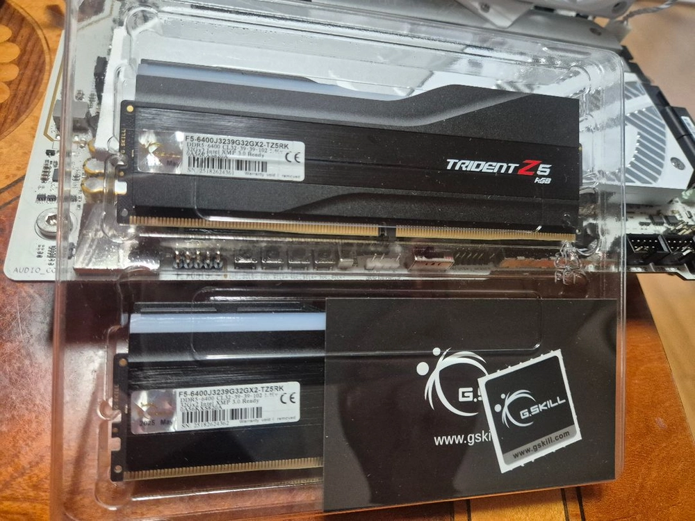 G.SKILL TRIDENT Z5 RGB 64gb 이미지