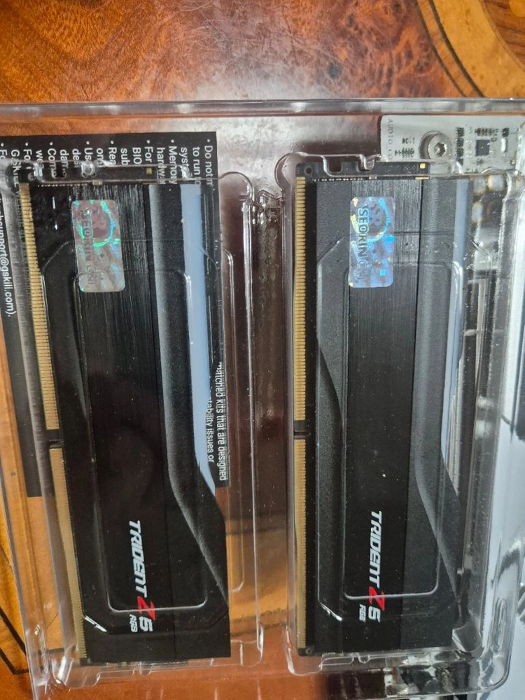 G.SKILL TRIDENT Z5 RGB 64gb 이미지