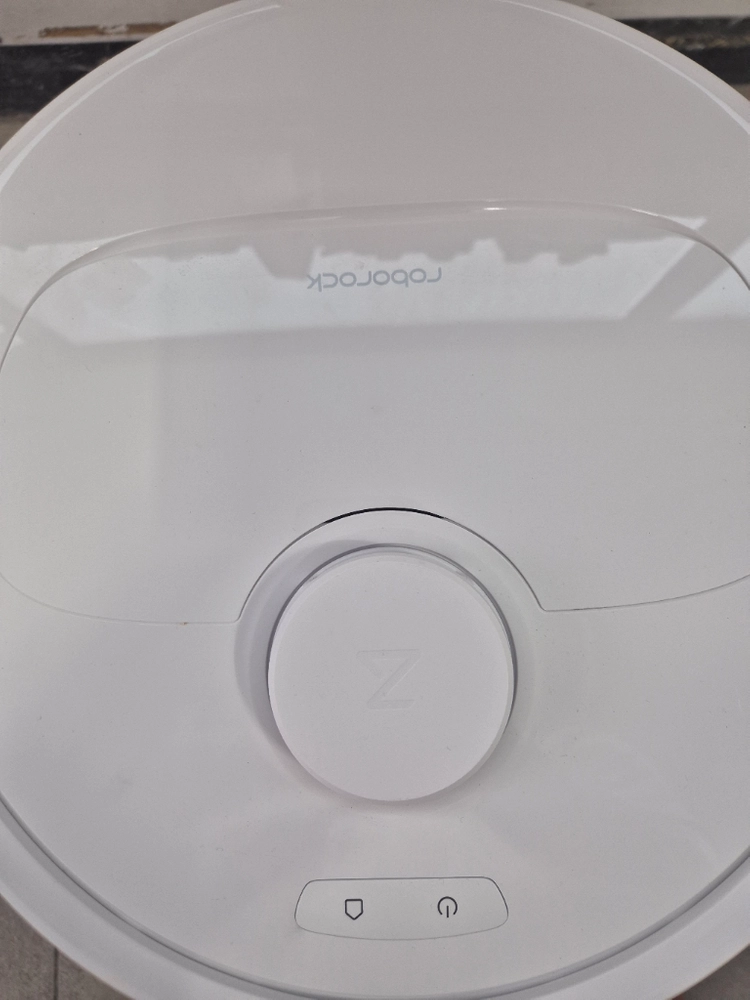 로보락 Q Revo L Pro 로봇청소기 화이트 색상이에요. 이미지