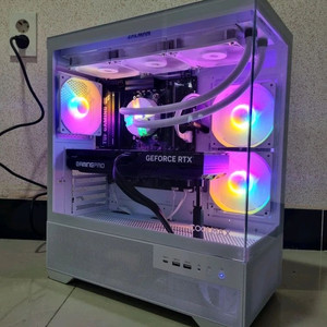 9800x3D 5070ti 컴퓨터 본체 이미지