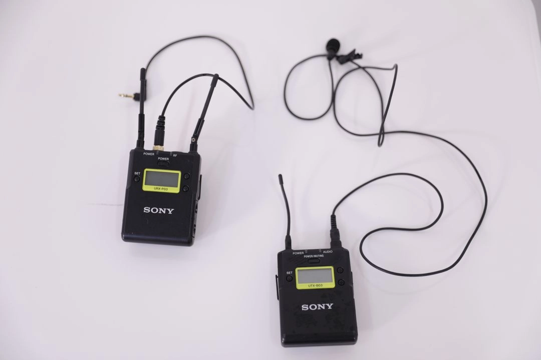소니 마이크 UWP-D11 세트 송신기( UTX-B03) + 수신기(URX-P03) 팝니다 이미지