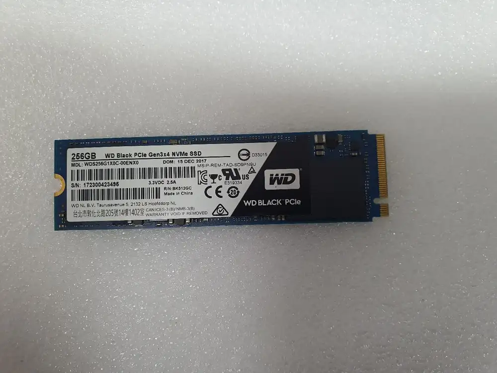 컴퓨터 저장장치 M.2 NVME SSD WD BLACK 256GB 이미지