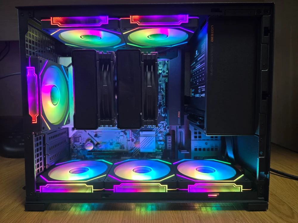 AMD 라이젠 9800x3d, 램32기가, ssd 1테라 등 미니컴퓨터 반본체 판매 - 안심되는 중고거래